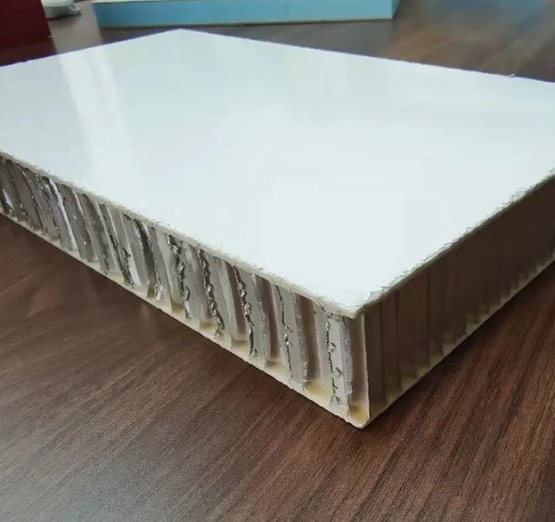 Panel de Nido de Abeja de PP GRP/FRP con Superficie de Guijarro Liviano